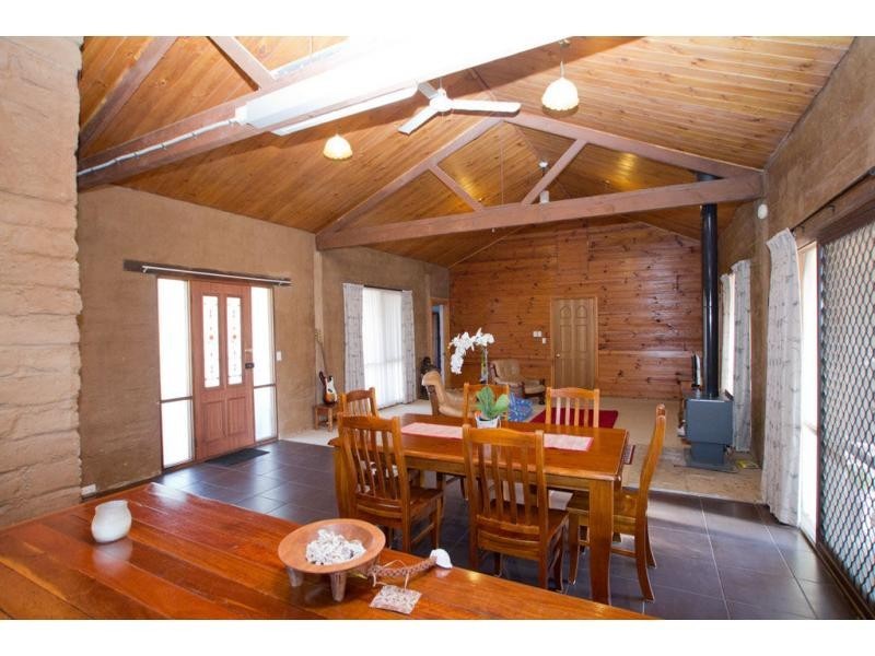 L1  20 Viola Road, Huntly VIC 3551