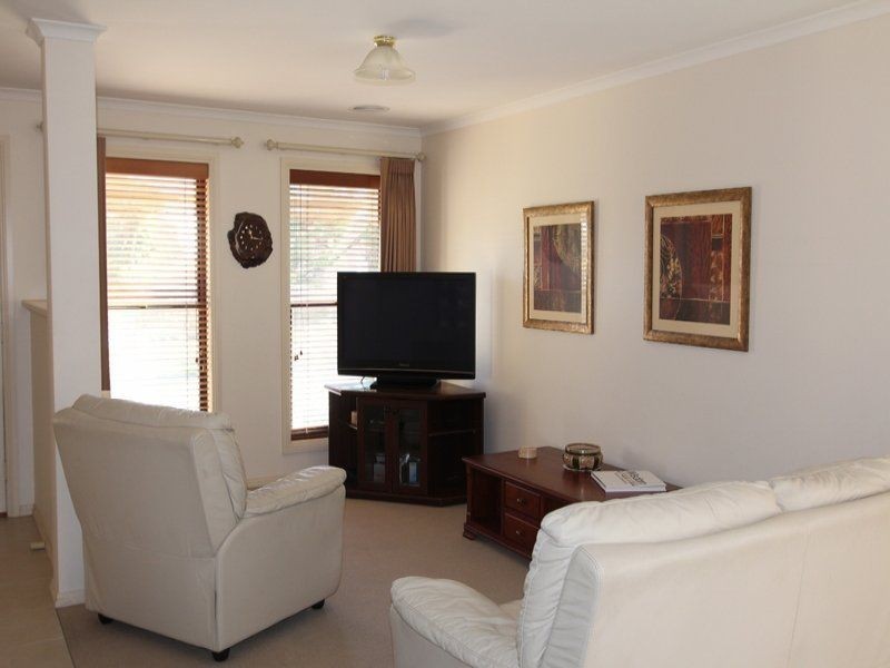 15 Clarke Street, Kennington VIC 3550