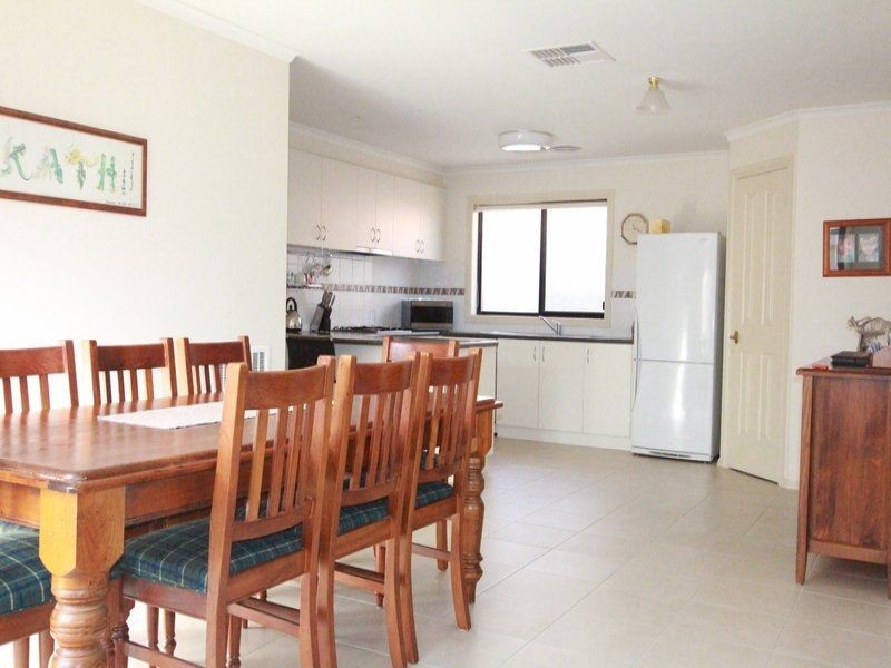 15 Clarke Street, Kennington VIC 3550
