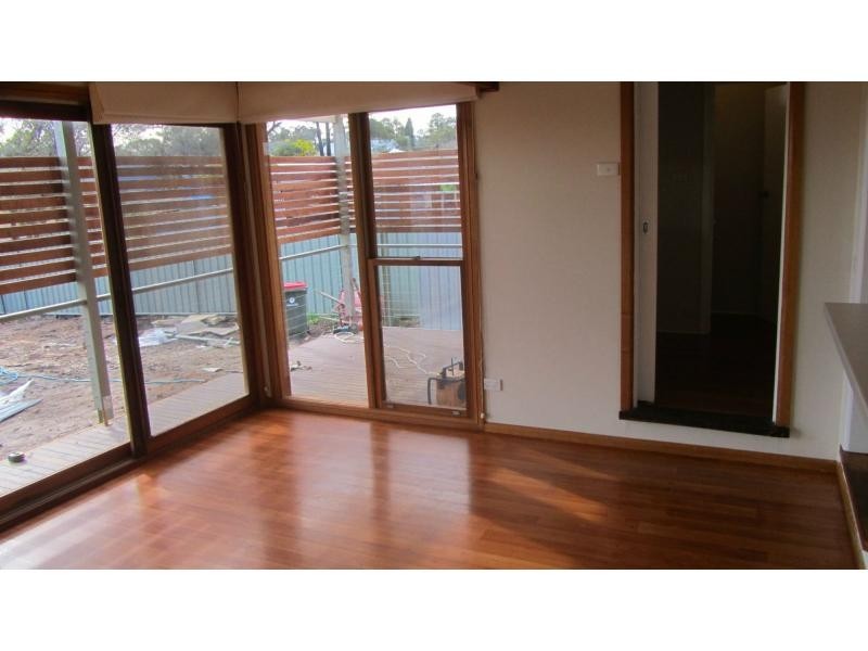 11 Steane Street, Kennington VIC 3550