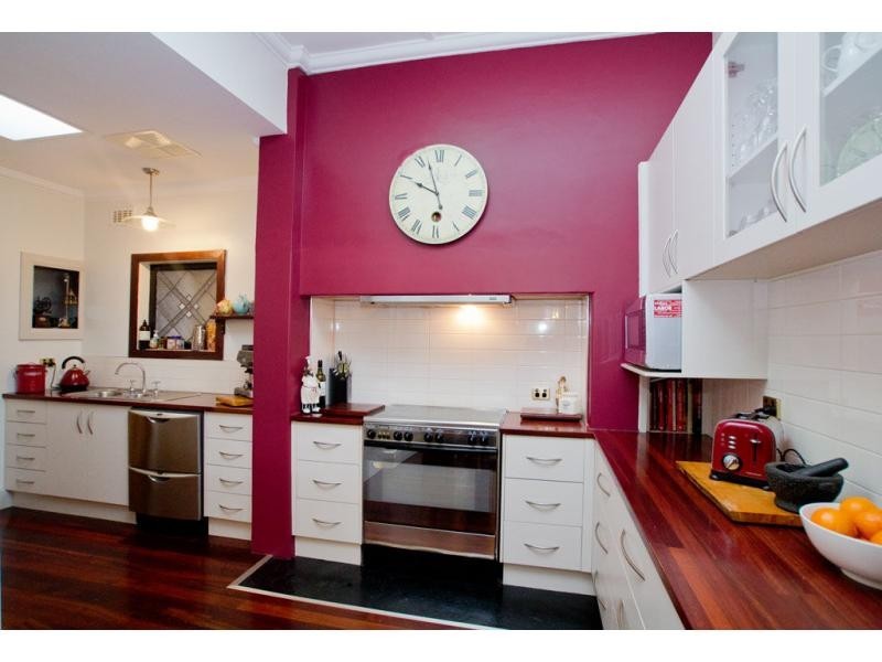 58 Carpenter Street, Quarry Hill VIC 3550