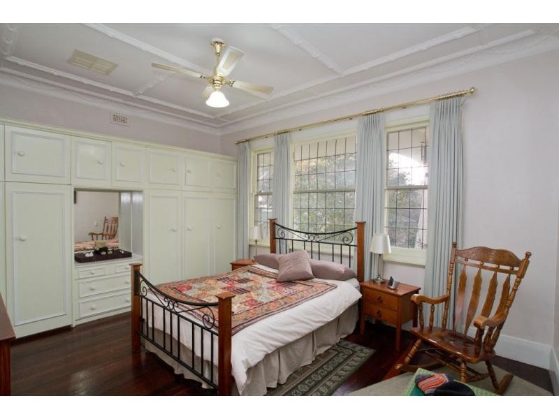 58 Carpenter Street, Quarry Hill VIC 3550