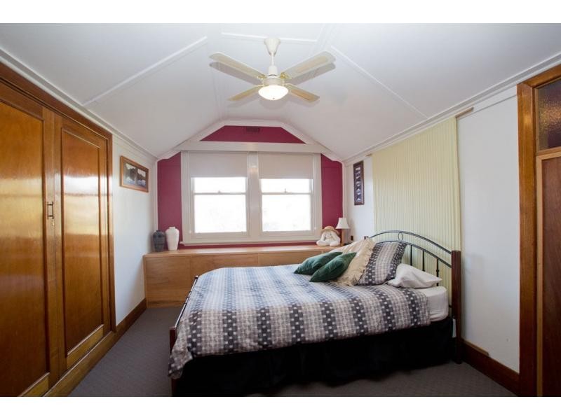 58 Carpenter Street, Quarry Hill VIC 3550