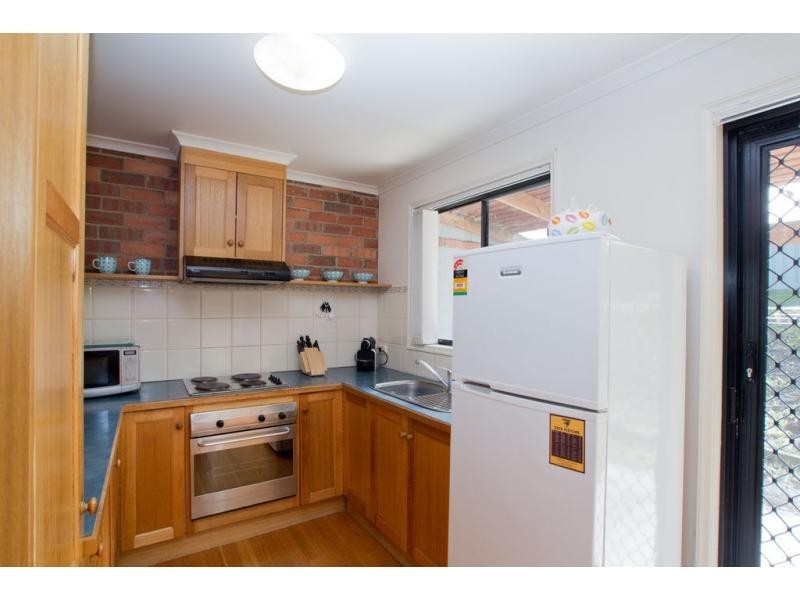 Flora Hill VIC 3550