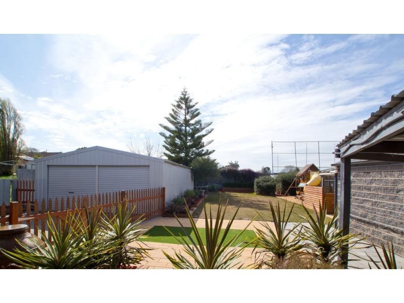 26 Maple Street, Golden Square VIC 3555