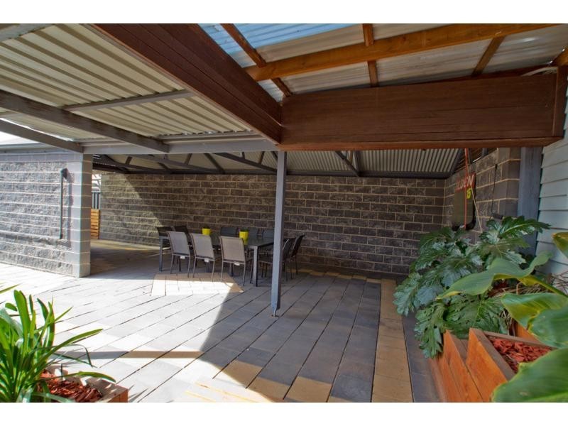 26 Maple Street, Golden Square VIC 3555