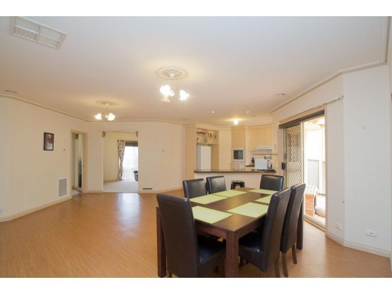 6 Irkara Drive, Kennington VIC 3550