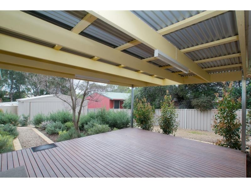 6 Irkara Drive, Kennington VIC 3550