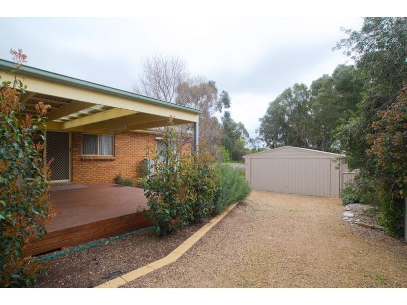 6 Irkara Drive, Kennington VIC 3550