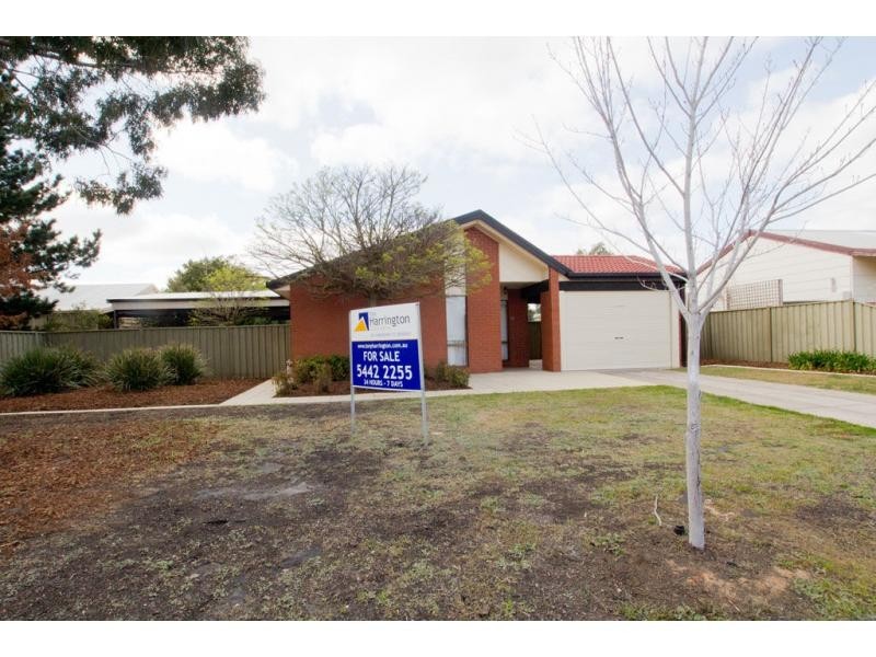 25 Robertson Street, Epsom VIC 3551