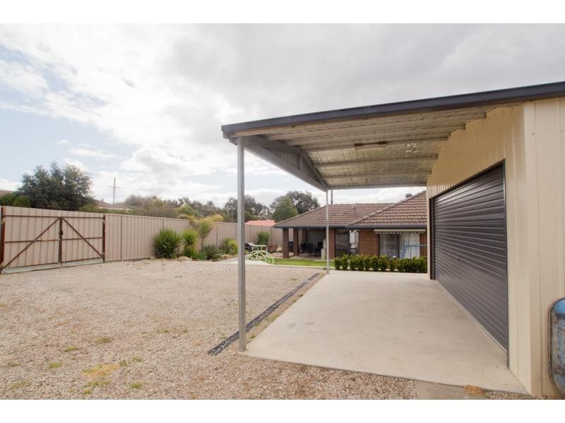 22 Arblaster Street, California Gully VIC 3556