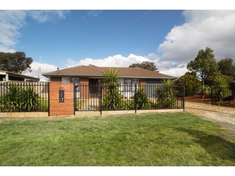 22 Arblaster Street, California Gully VIC 3556