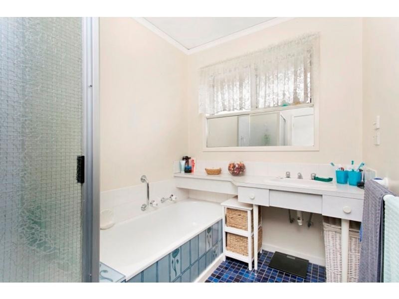 7 Wallaby Avenue, Kangaroo Flat VIC 3555