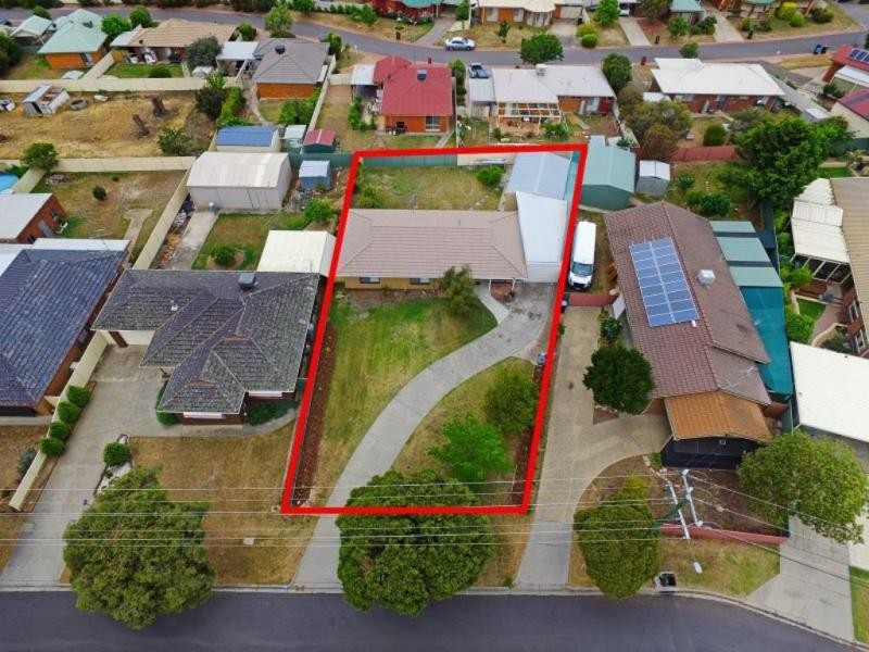 7 Wallaby Avenue, Kangaroo Flat VIC 3555