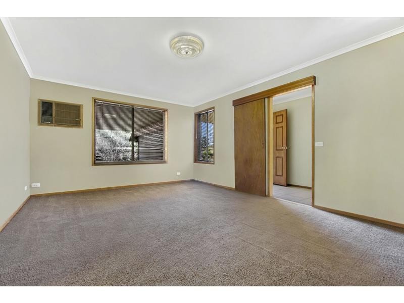 6 Clee Crescent, Strathdale VIC 3550