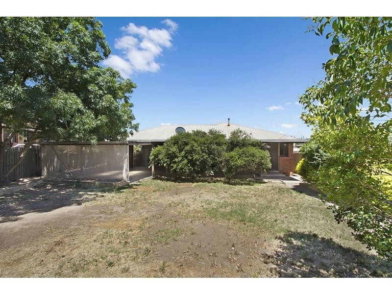 6 Clee Crescent, Strathdale VIC 3550