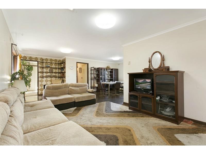 9 Molesworth Road, Kangaroo Flat VIC 3555