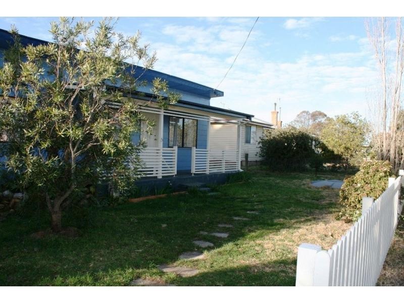 15 Station Street, Marulan NSW 2579