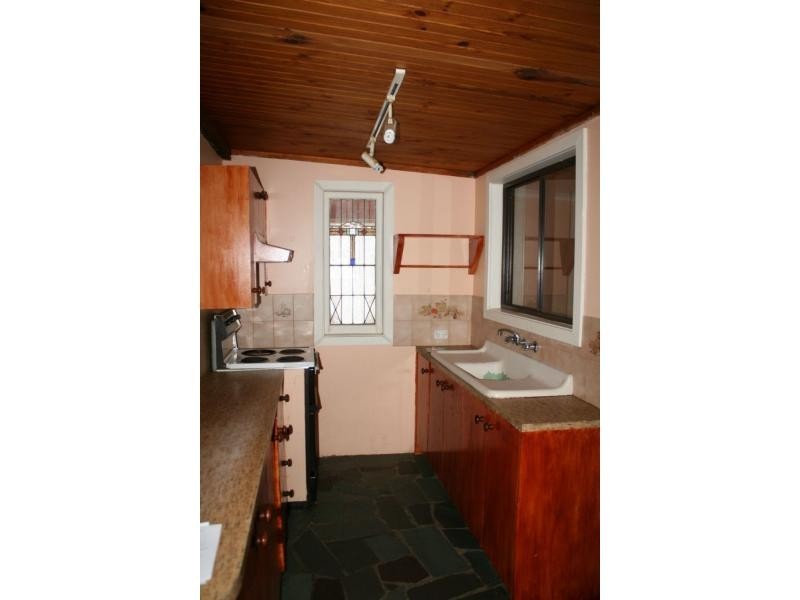 15 Station Street, Marulan NSW 2579