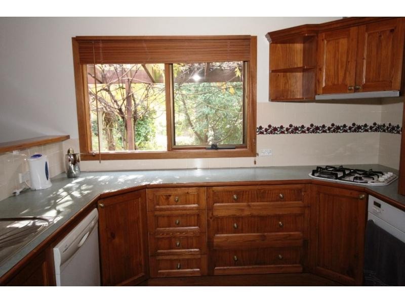 52 Garland Road, Bundanoon NSW 2578
