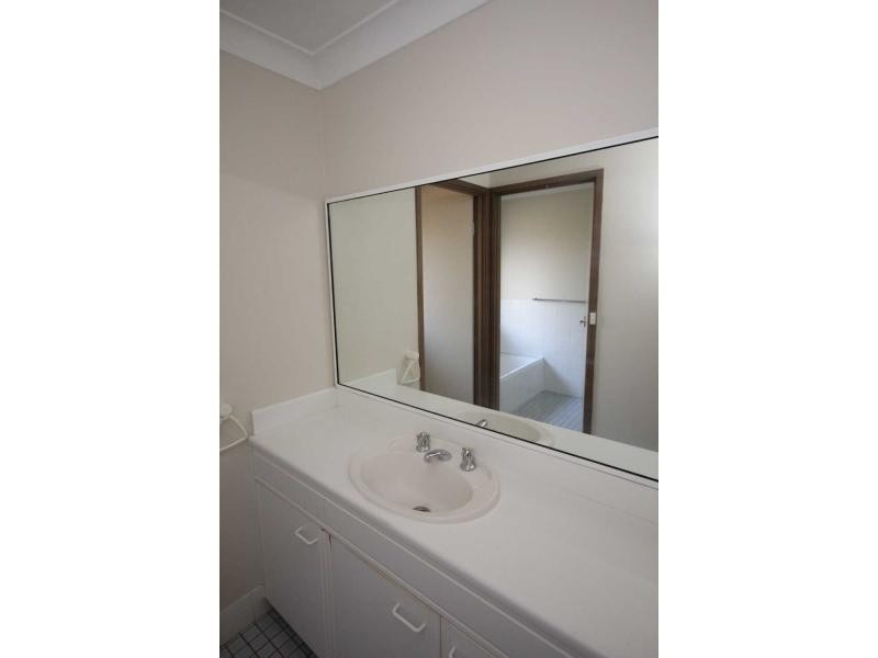 11 Amy Street, Bundanoon NSW 2578