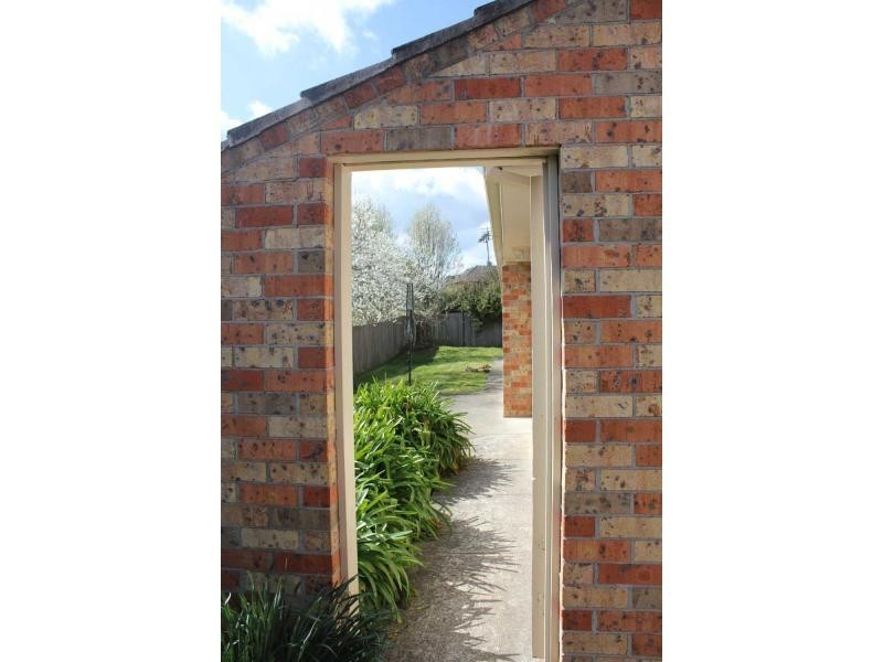 11 Amy Street, Bundanoon NSW 2578