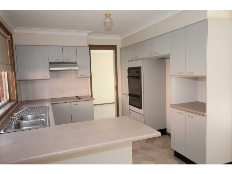 11 Amy Street, Bundanoon NSW 2578