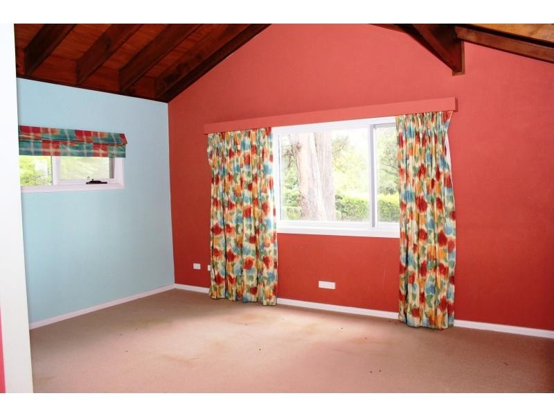 11 Ben Nevis Circuit, Bundanoon NSW 2578