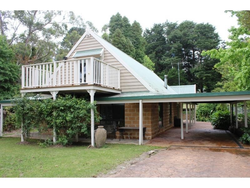 15 Old Wingello Road, Bundanoon NSW 2578