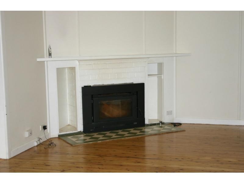 8 Rosenthal Avenue, Bundanoon NSW 2578