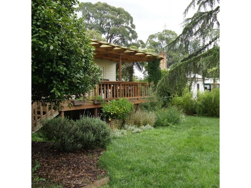 8 Rosenthal Avenue, Bundanoon NSW 2578