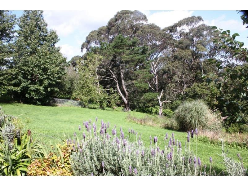 2 Victoria Street, Bundanoon NSW 2578