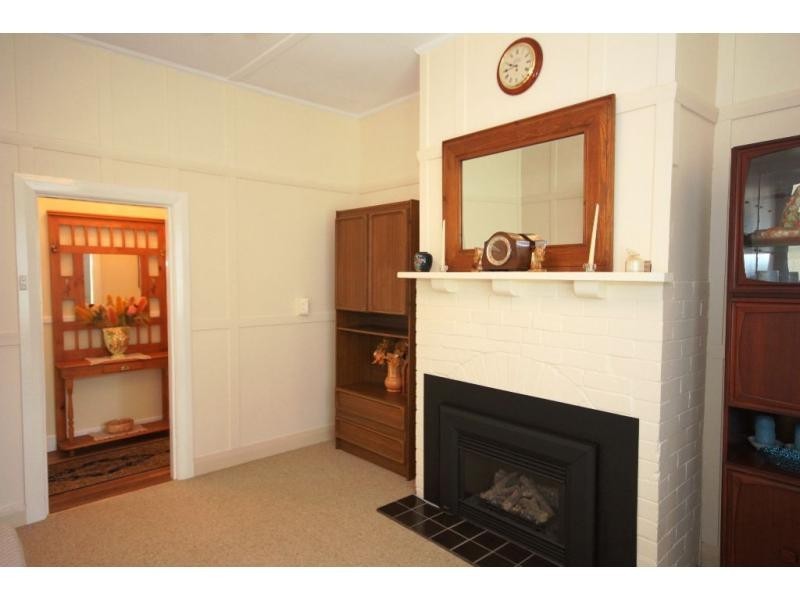 2 Victoria Street, Bundanoon NSW 2578