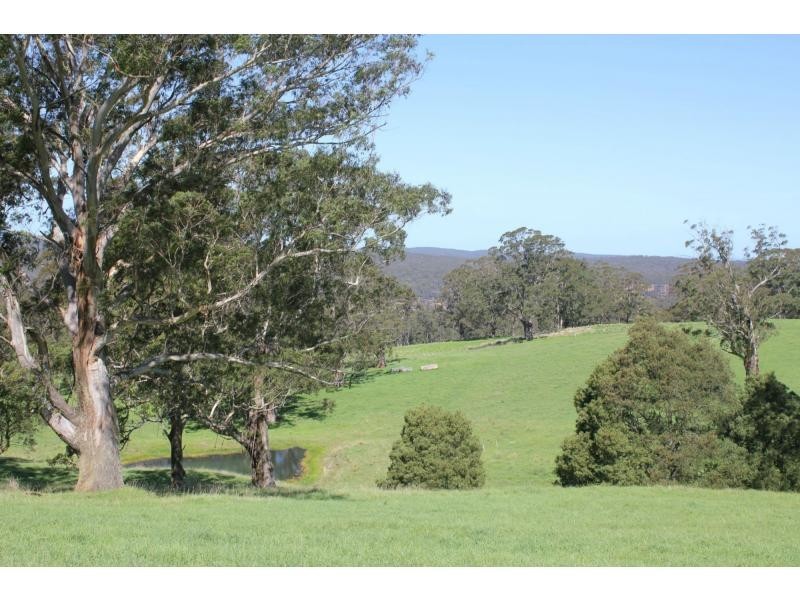 4 Evelyn Avenue, Bundanoon NSW 2578