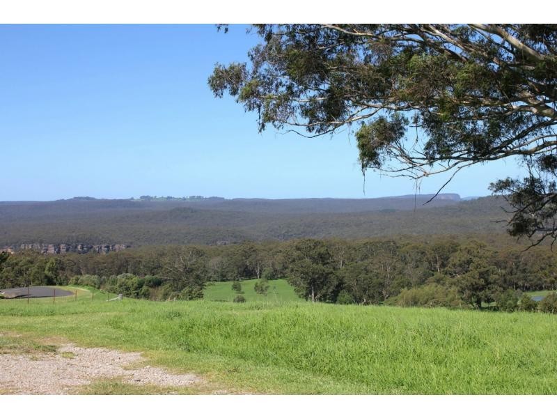 4 Evelyn Avenue, Bundanoon NSW 2578