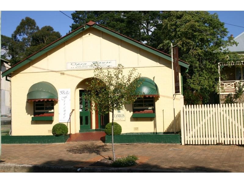33-35 Railway Avenue, Bundanoon NSW 2578