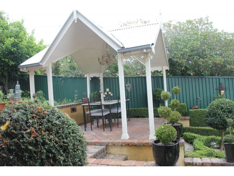 33-35 Railway Avenue, Bundanoon NSW 2578