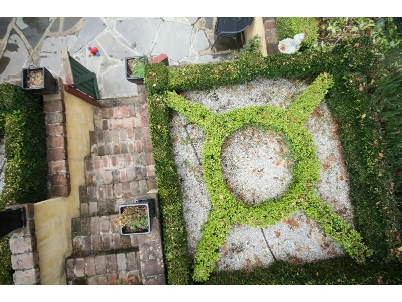 33-35 Railway Avenue, Bundanoon NSW 2578