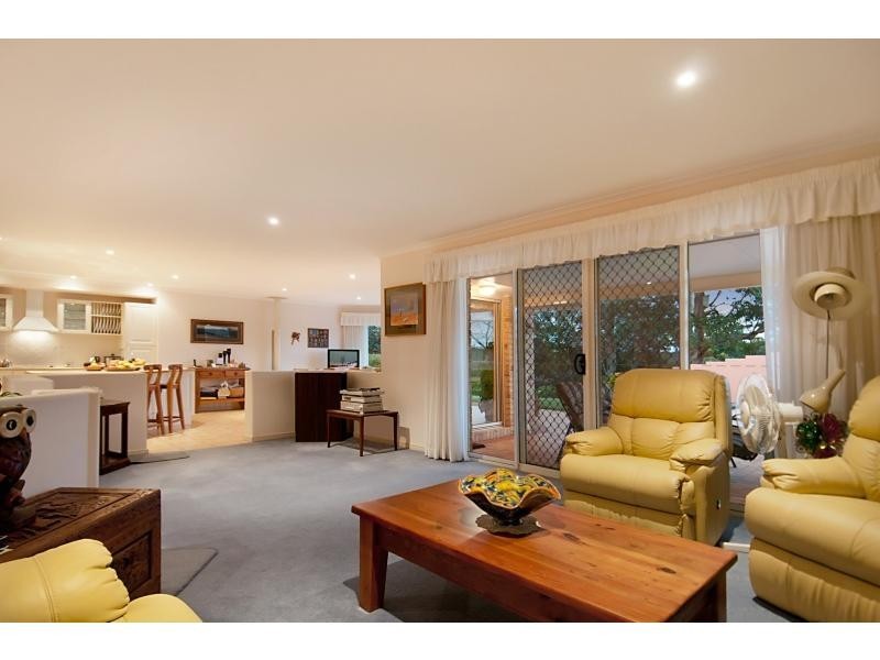 28 Rainbow Park Drive, Mapleton QLD 4560