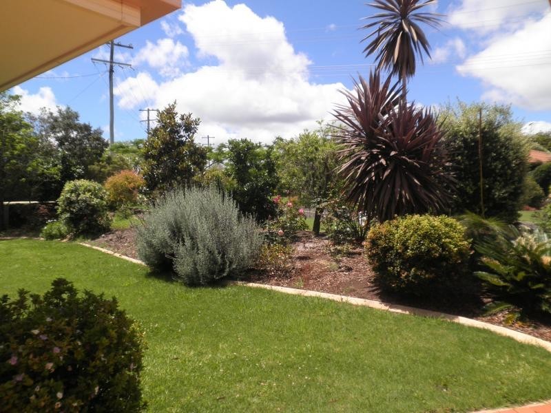 28 Rainbow Park Drive, Mapleton QLD 4560