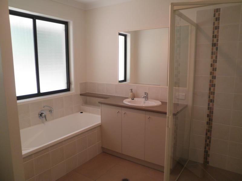 26 The Parkway Place, Mapleton QLD 4560