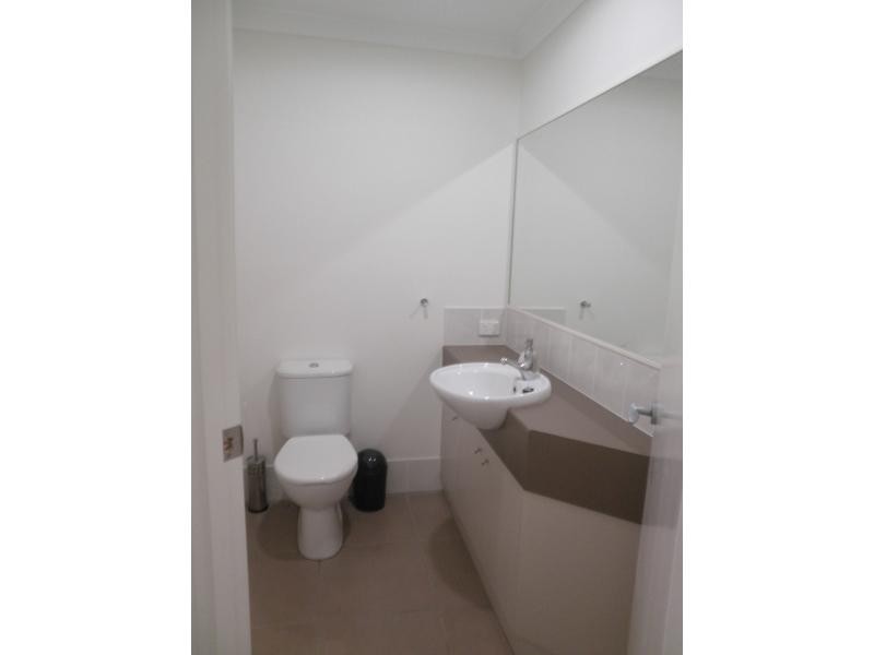 26 The Parkway Place, Mapleton QLD 4560