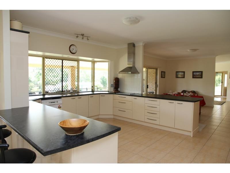 65 Spring Pasture Drive, Mapleton QLD 4560