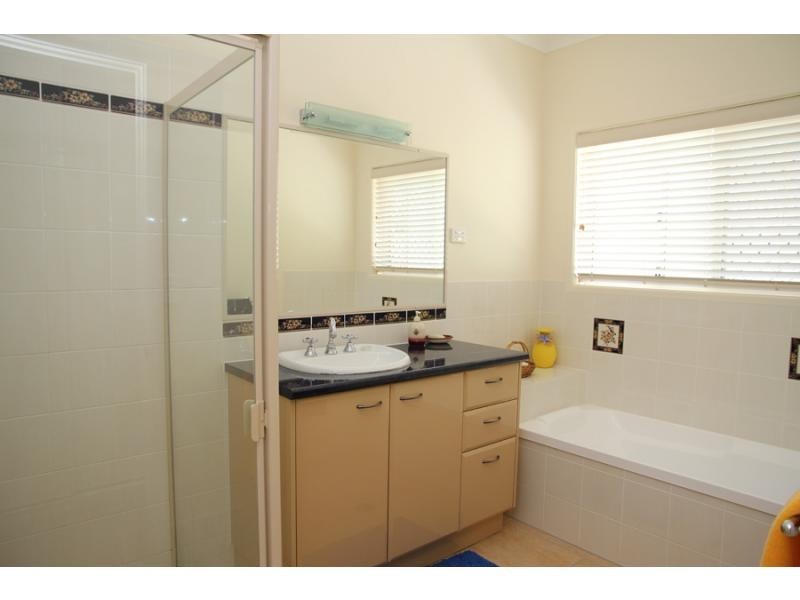 65 Spring Pasture Drive, Mapleton QLD 4560