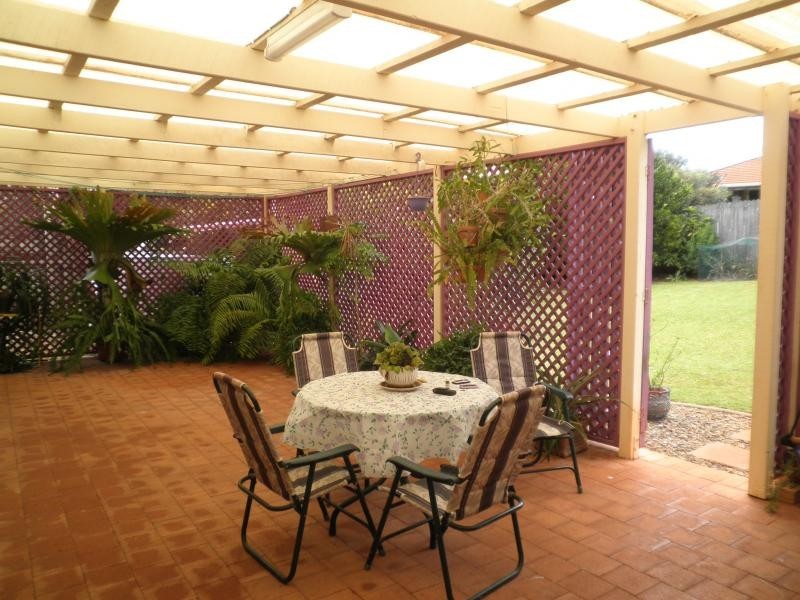 13 Rainbow Park Drive, Mapleton QLD 4560