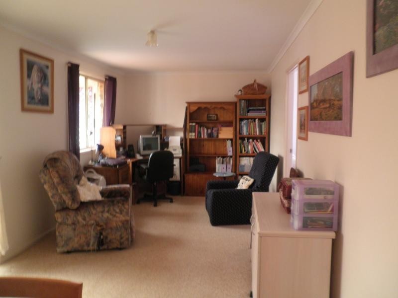 13 Rainbow Park Drive, Mapleton QLD 4560