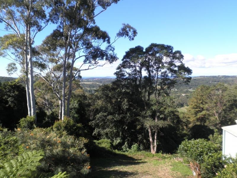 12 Lantana Lane, Mapleton QLD 4560