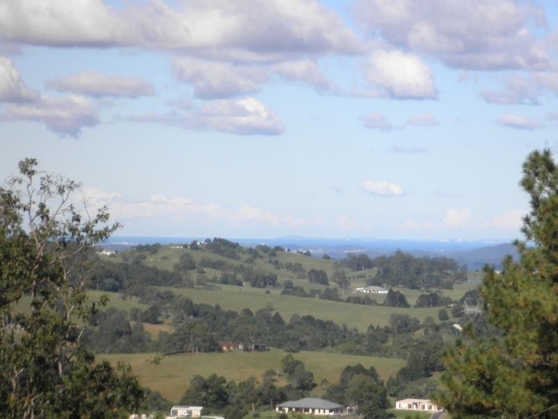 12 Lantana Lane, Mapleton QLD 4560
