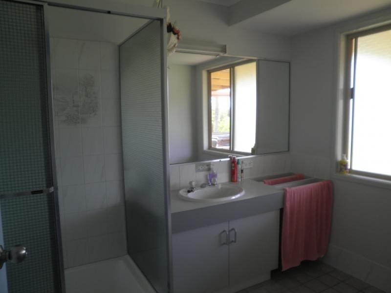 172 Flaxton Drive, Mapleton QLD 4560