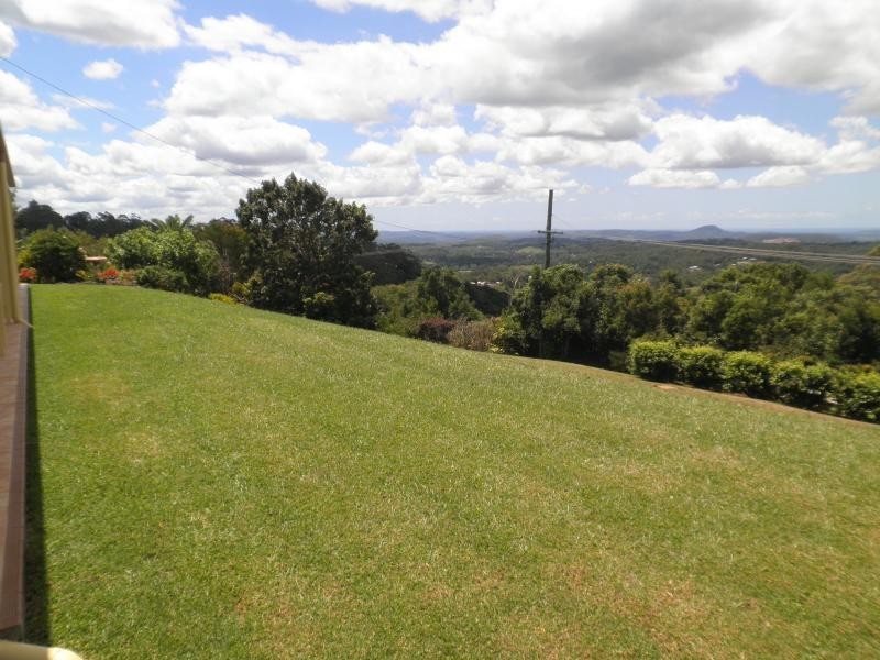 172 Flaxton Drive, Mapleton QLD 4560
